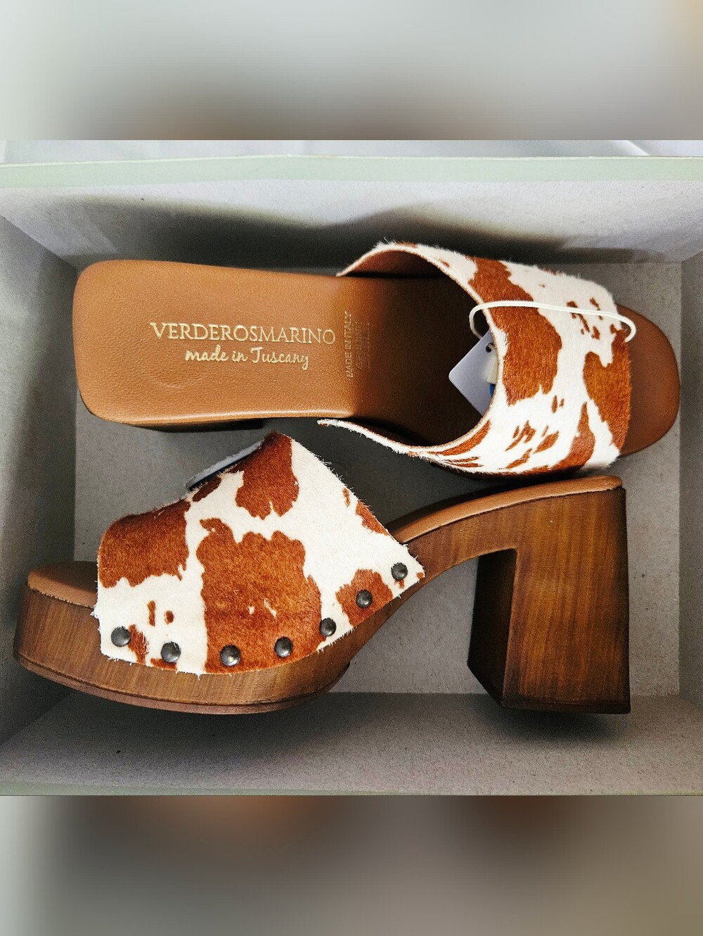 NWT In Box - Vero Dresserino Brown Cow Print Slide Sandals - Size 9 US or 40 EU